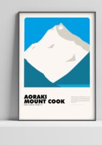 Aoraki / Mount Cook – póster Graphic Mountains enmarcado